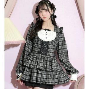 Decollete ribbon yoke frill lace-up setup