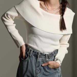 Ribbon Brooch Off-Shoulder Style Knit Top